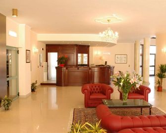 Pilgrim's Hotel - Cicognolo - Lobby