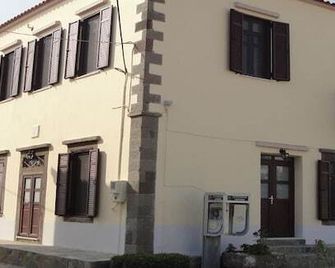 Archontiko Tsikari - Myrina - Building