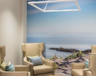 هيلتون كلير ووتر بيتش ريزورت آند سبا - كليرووتر (فلوريدا) - غرفة معيشة