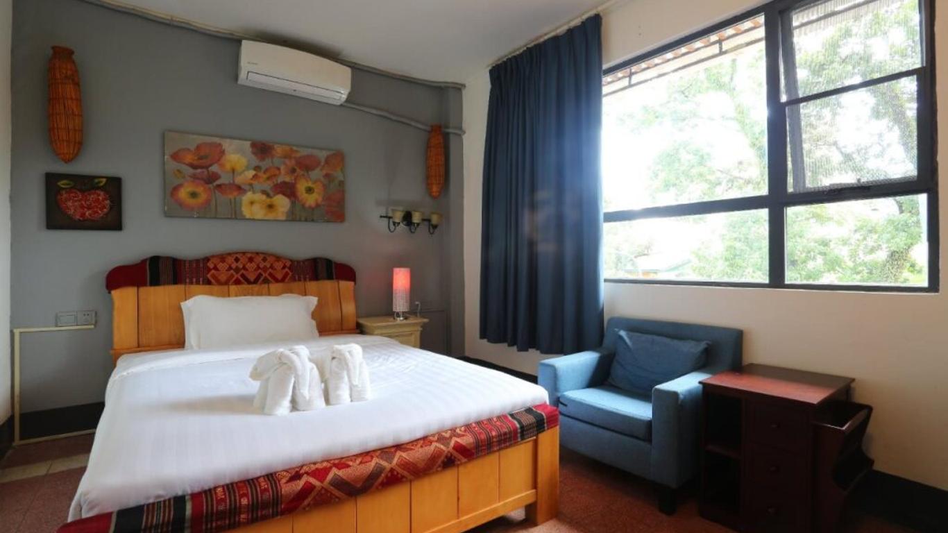 1M Hotel