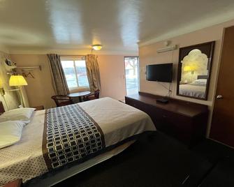 Bay Motel By OYO Bay City - Bay City - Bedroom