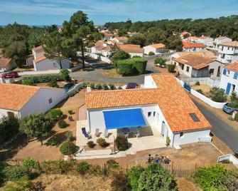 La White House, 8 personnes/8 vélos + free Parking - La Tranche-sur-Mer - Bâtiment