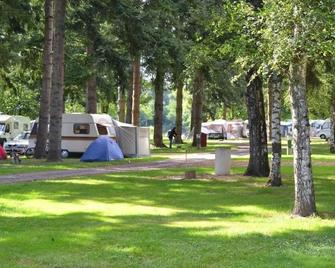 Camping Le Parc les Atypiques - Availles-Limouzine - Edificio