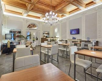 L'obelisque maison de luxe - Rome - Restaurant