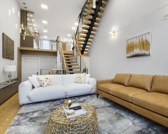 Luxury Downtown Mansion Garage Parking Roofdeck - Filadelfia - Sala de estar