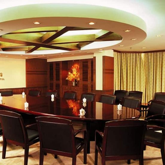 Five Rams City Hotel image 1
