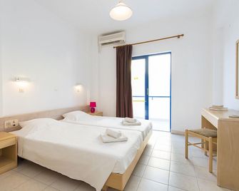 Blue Roses - Ixia - Bedroom