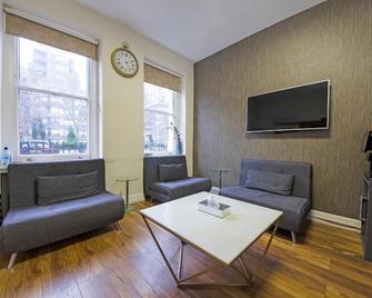 OYO 24 Sussex, London Paddington - London - Living room