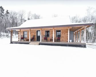 Little Cabin On The Ridge Andover Vt - Andover - Building