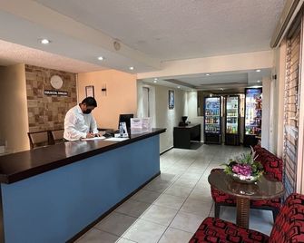 Hotel La Quinta Posada Real - Culiacán - Recepce