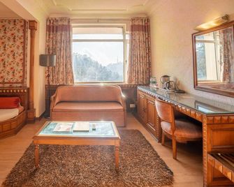 hotel Baljees Regency - Shimla - Sala de estar