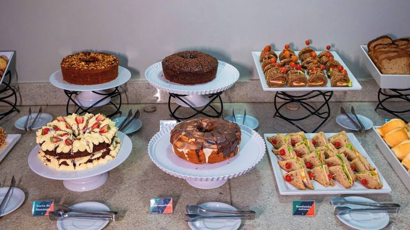 阿克雷斯酒店 - 康泊琉海水浴場