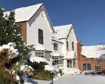 The Admiral Rodney - Worcester - Toà nhà