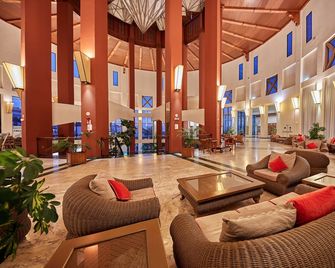 Sandos Papagayo Beach Resort - Плайя-Бланка - Лоббі