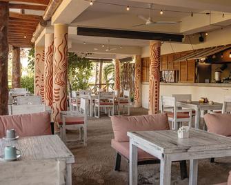 Casa Astral Hotel Boutique and Apartments - Holbox - Restaurant