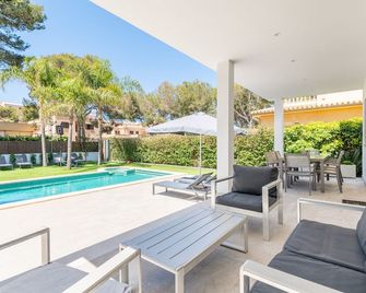 The Tower Villa - El Toro - Pool