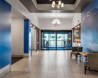 Holiday Inn Express & Suites Newton Sparta By IHG - Newton - Ingresso