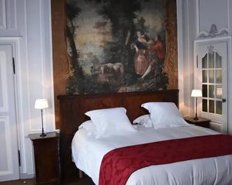 Chateau Hotel De Warenghien - Douai - Chambre