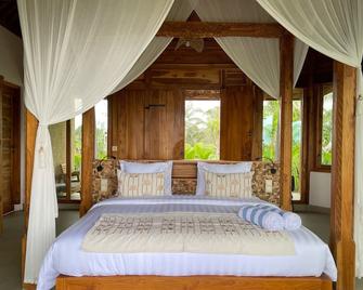 Puri Dajuma Terrace Eco Lodge & Spa - Selemadeg - Schlafzimmer