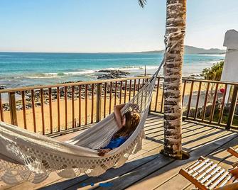 Casa Baronesa Waterfront Villa - Puerto Villamil - Balkon
