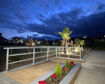 Hotel Floris - Camigliatello Silano - Balcony