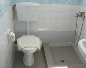 Manousos' Rooms - Galissas