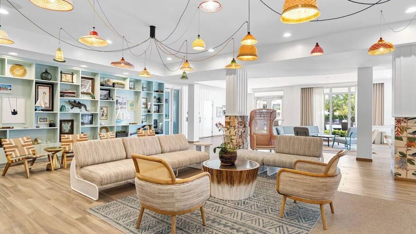 Blue Flamingo Resort Key West