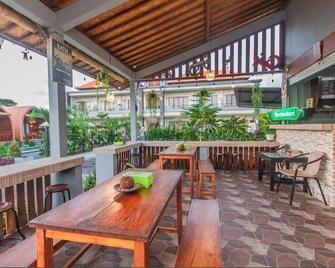 Mailaku House - North Kuta - Restaurante