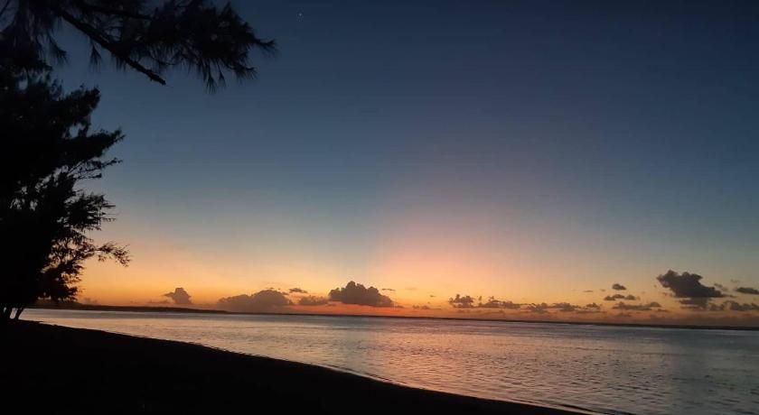 Outdoors view view of Lee's comfort house