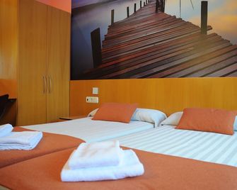 Hotel Aitana - Irun - Спальня