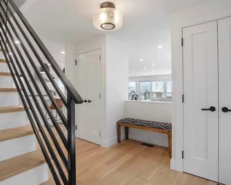 Nature's Paradise: Private Dock & Water Views - Mattituck - מדרגות