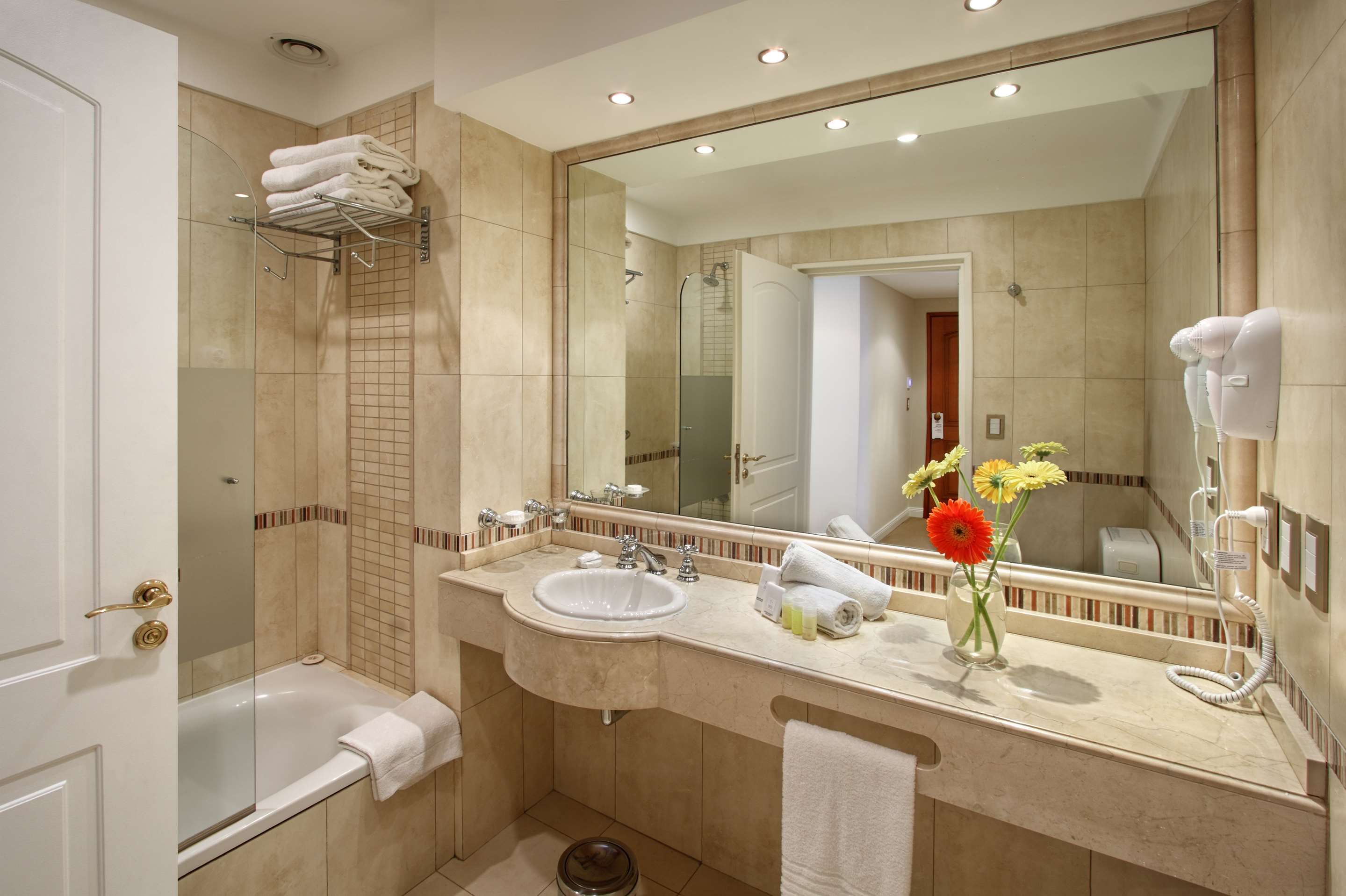 Intersur Recoleta - Buenos Aires - Baño