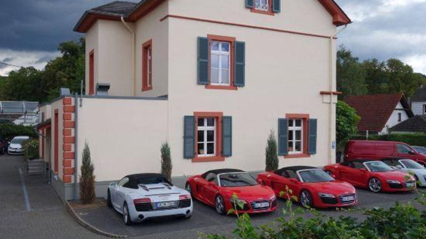 Romantik Hotel Villa Sayn