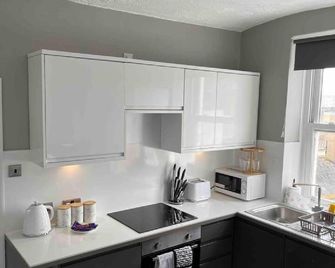 Cosy 1-Bed Apartment in Brighton -close to beach- - Brighton - Kitchen