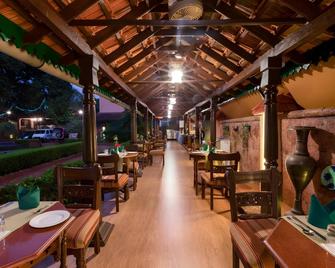 Casa Severina Hotel - Calangute - Restaurant