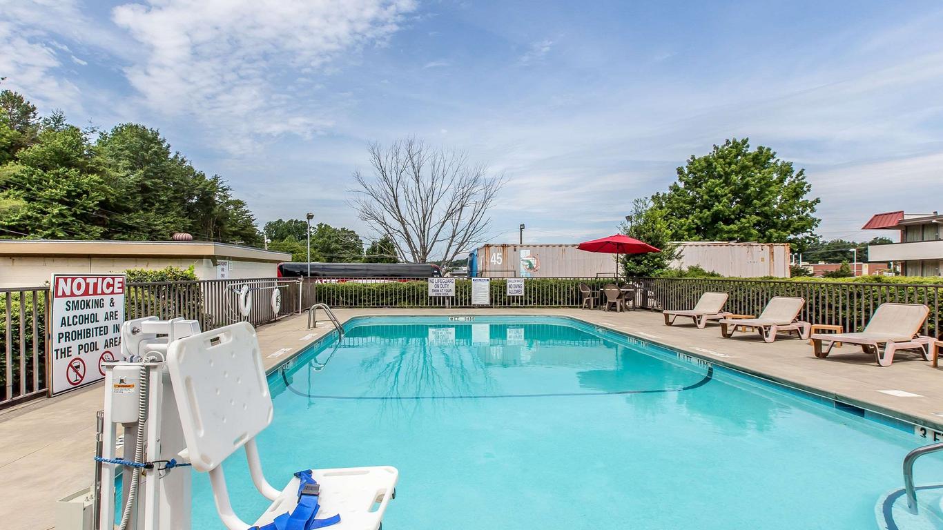 Quality Inn and Suites Easley - Greenville