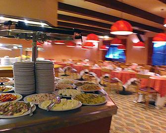 Grand Hotel Duchi D'Aosta - Sestriere - Restaurante