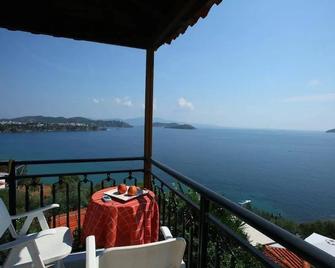 Villa Melia - Skiathos