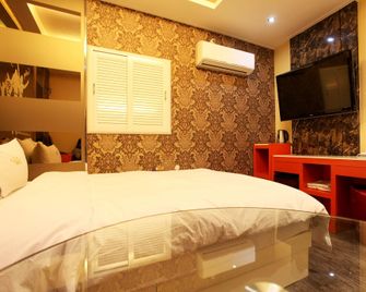 Noryangjin Nix - Seoul - Schlafzimmer
