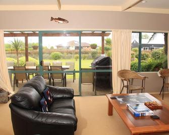 At Springwaters Lodge - Rotorua - Sala de estar