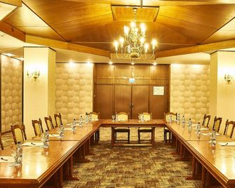 Continental Forum Tirgu Mures - Târgu Mureş - Sala de reuniões