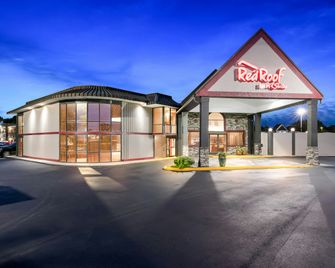 Red Roof Inn & Suites Duncan - Duncan - Gebäude