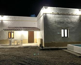 2 Bedroom Private vacation home in Montalbano Jonico - Montalbano Jonico - Edificio