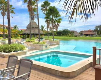 Exclusive golf course view apartment in Buenaventura Golf & - El Farallón del Chirú - Piscina