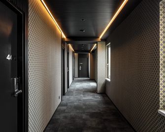 Hotel Aida - פראג - מסדרון