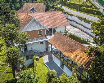 Velinn Pousada Flores Do Capivari - Campos do Jordão - Edifício