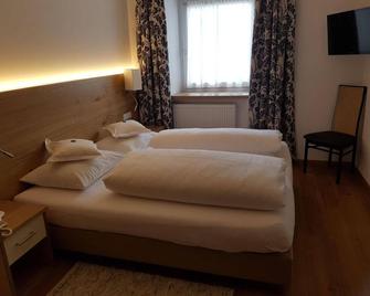 Hotel Dolomiten - Dobbiaco/Toblach - Yatak Odası