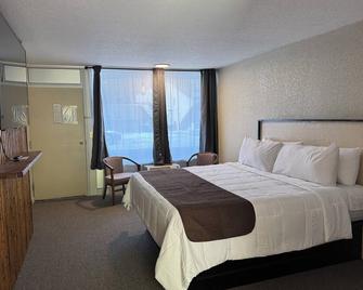 Sleepy Bear Motel - Gatlinburg - Bedroom