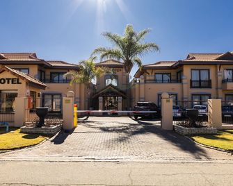 Anta Boga Hotel - Bloemfontein - Bygning