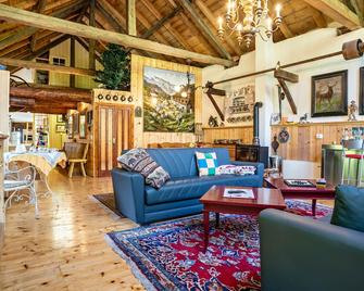 Loft Tovel - Tuenno - Wohnzimmer